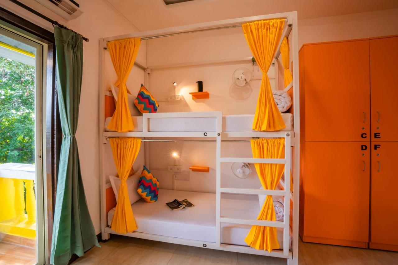 Gostops Plus Goa Vagator Goa Vieja Exterior foto